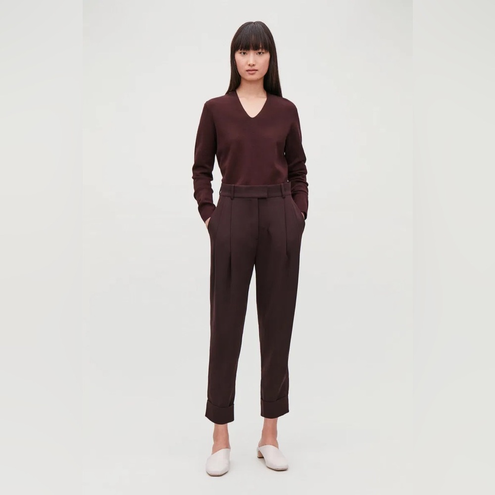 COS Pleated Cuffed Trousers Pants Chocolate Brown Minimalist EU 36 Small
US 6